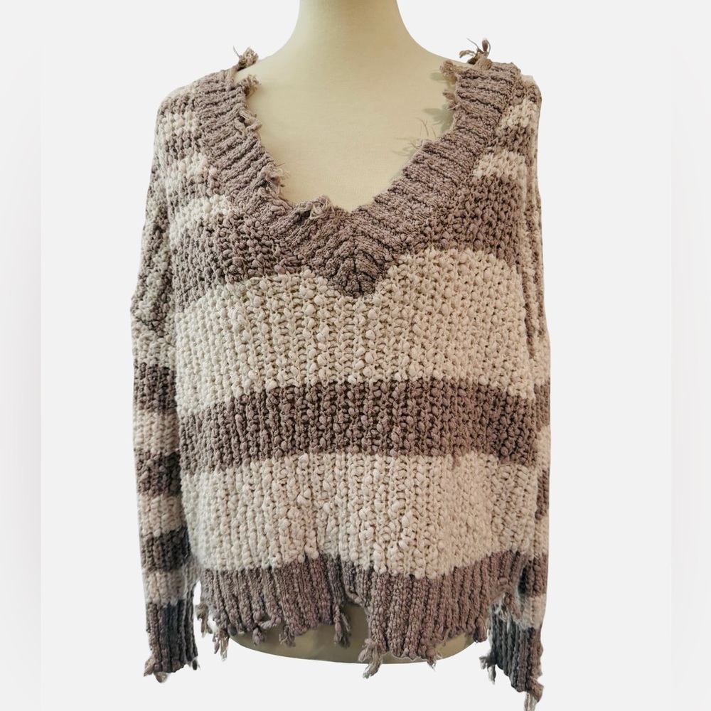 Stella Laguna Beach Cream and Tan Brown Distressed V-Neck Sweater S/M boho coast